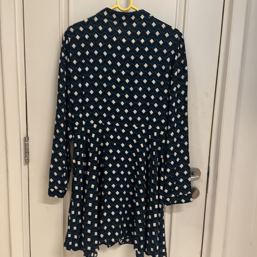 NWOT Zara Shirt dress with long sleeves in a smart , eye catching pattern! UK L! - Picture 6 of 13
